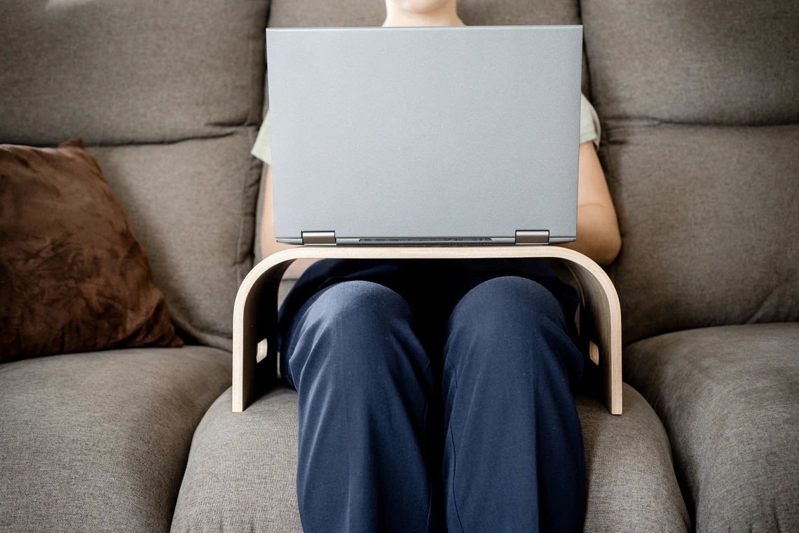 Table pour Ordinateur Portable en Bois massif