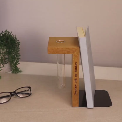 Le Serre-Livres Architectural