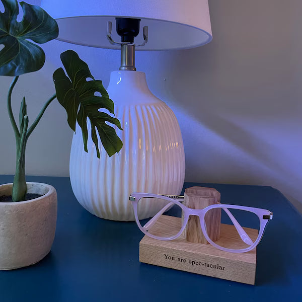Support pour lunettes Artisanal en Bois Massif